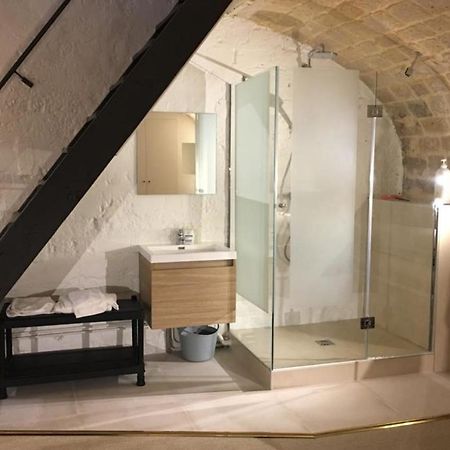 Spacious Loft At 2 Steps From The Chocolate Museum Paris Exterior photo